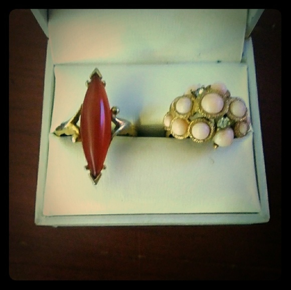 Vintage Avon Rings - Picture 1 of 1